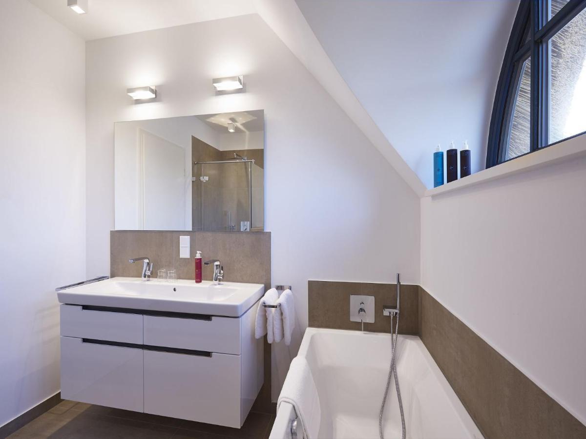 Reetland Am Meer - Premium Reetdachvilla Mit 3 Schlafzimmern, Sauna Und Kamin F07 Dranske Exteriör bild