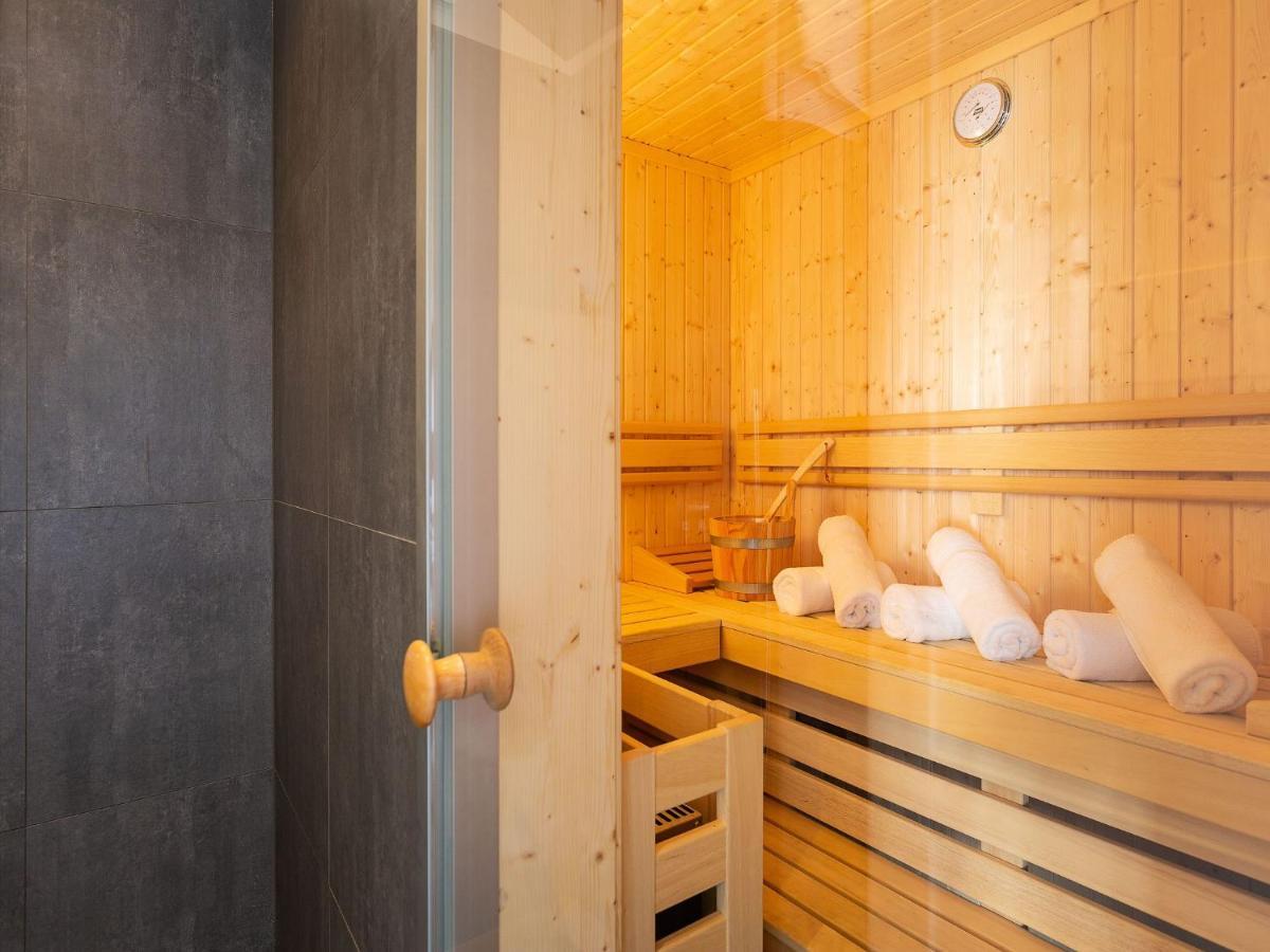 Reetland Am Meer - Premium Reetdachvilla Mit 3 Schlafzimmern, Sauna Und Kamin F07 Dranske Exteriör bild